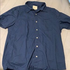 American eagle button down